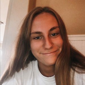 Meet your Posher, Lexi